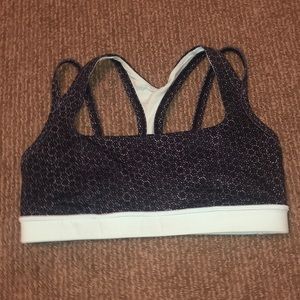 Lululemon sports bra